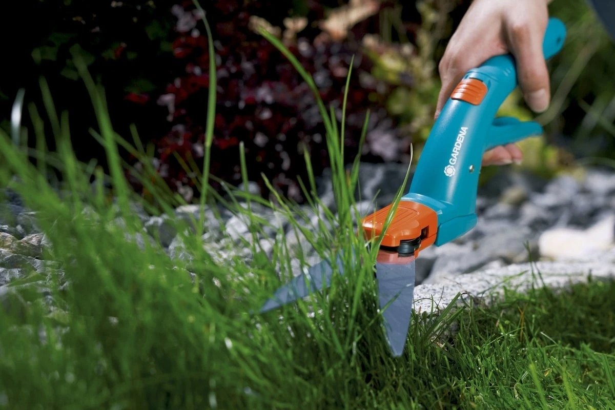 Gardena Classic Grasschaar Draaibaar 2 Gardena Classic Grasschaar Draaibaar - Afbeelding 2