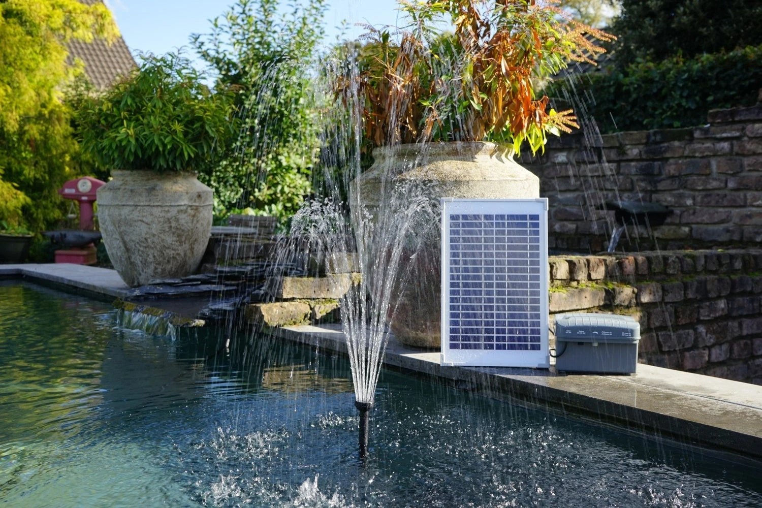 Ubbink Fonteinpomp Solarmax Solar 600 + Accu 2 Ubbink Fonteinpomp Solarmax Solar 600 + Accu - Afbeelding 2