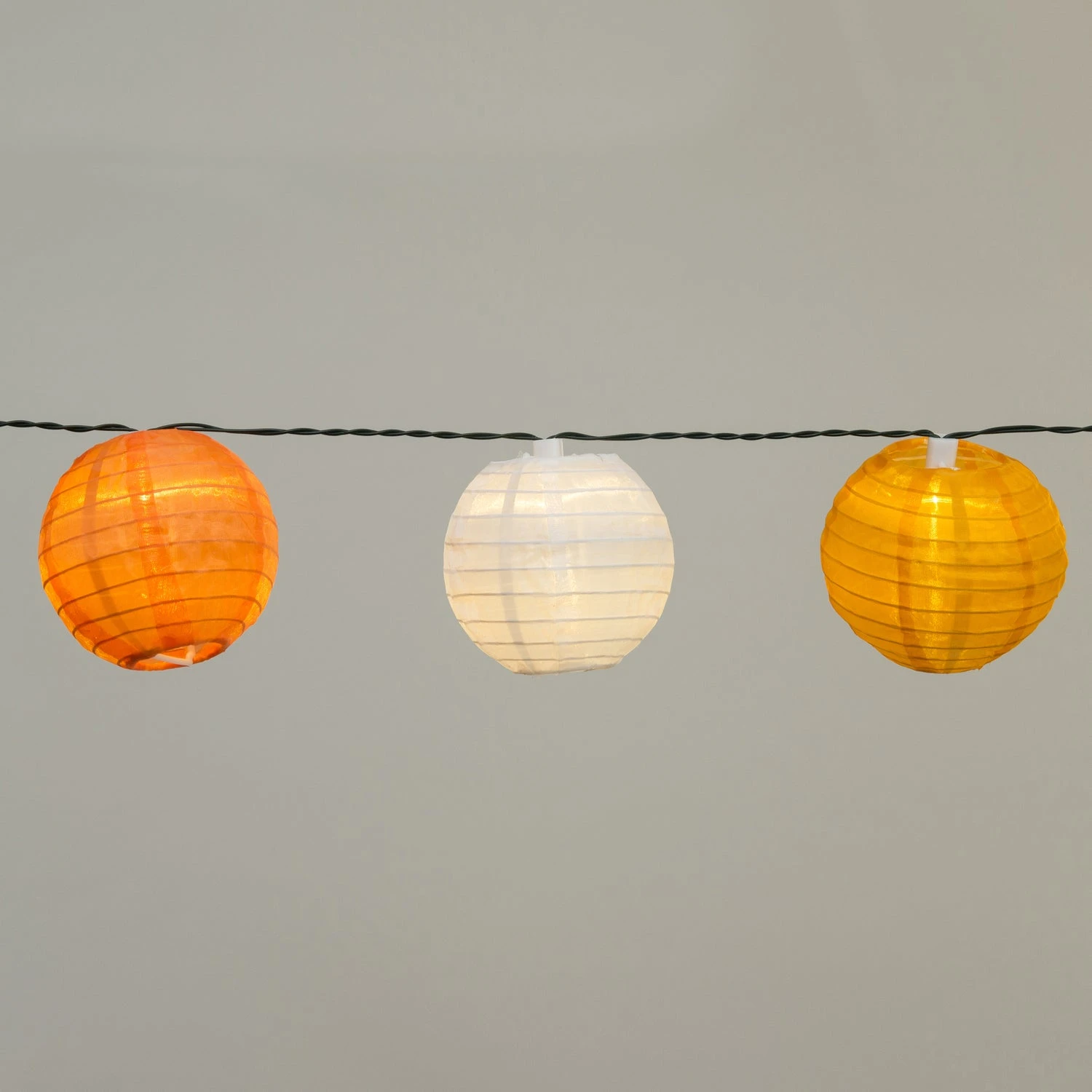 Intratuin LED Solar Lampion Oranje D 10 Cm 10 Stuks 2 Intratuin LED Solar Lampion Oranje D 10 Cm 10 Stuks - Afbeelding 2